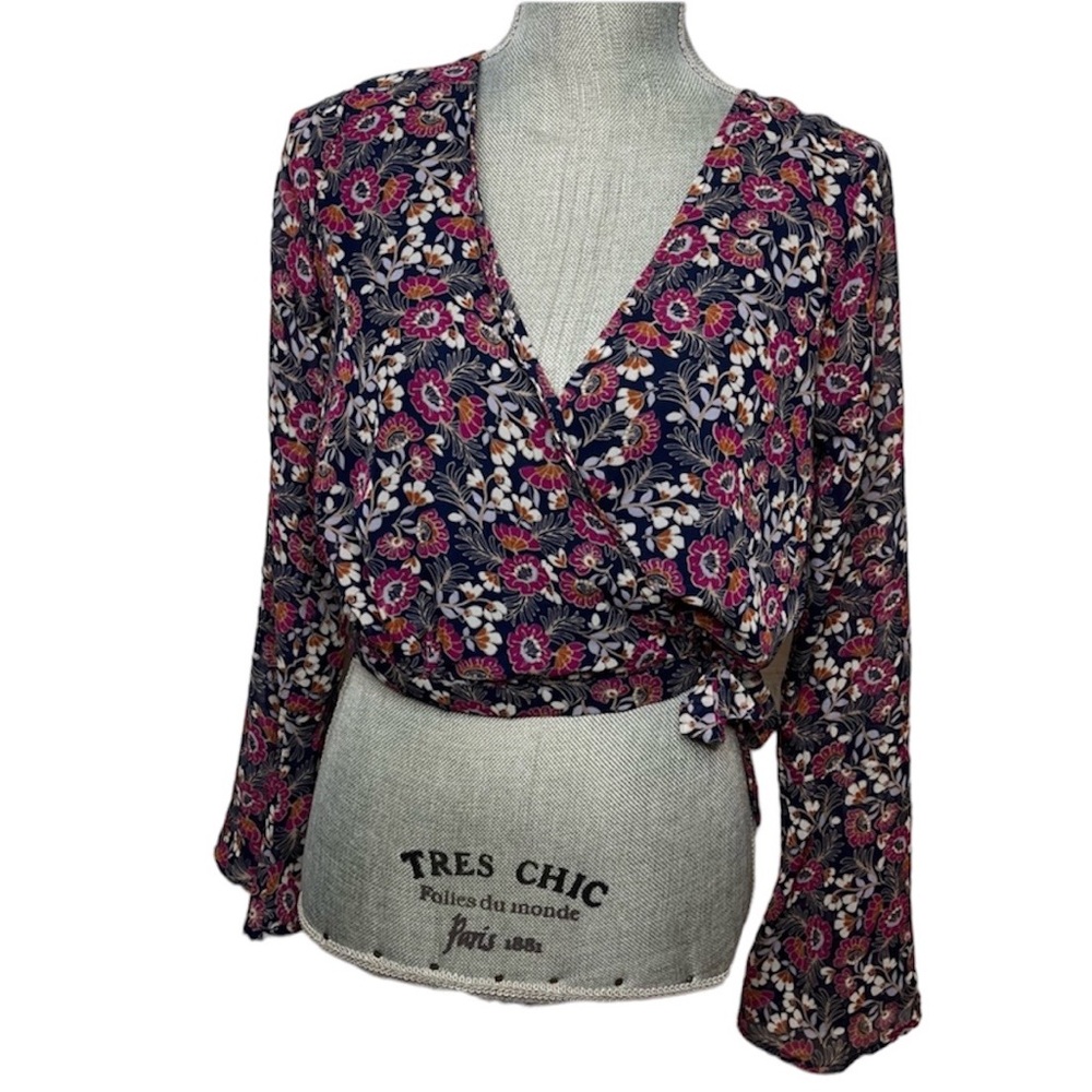 Francesca’s Blue Rain Womens Size XS Floral Wrap Crop Top with Bell Sleeves